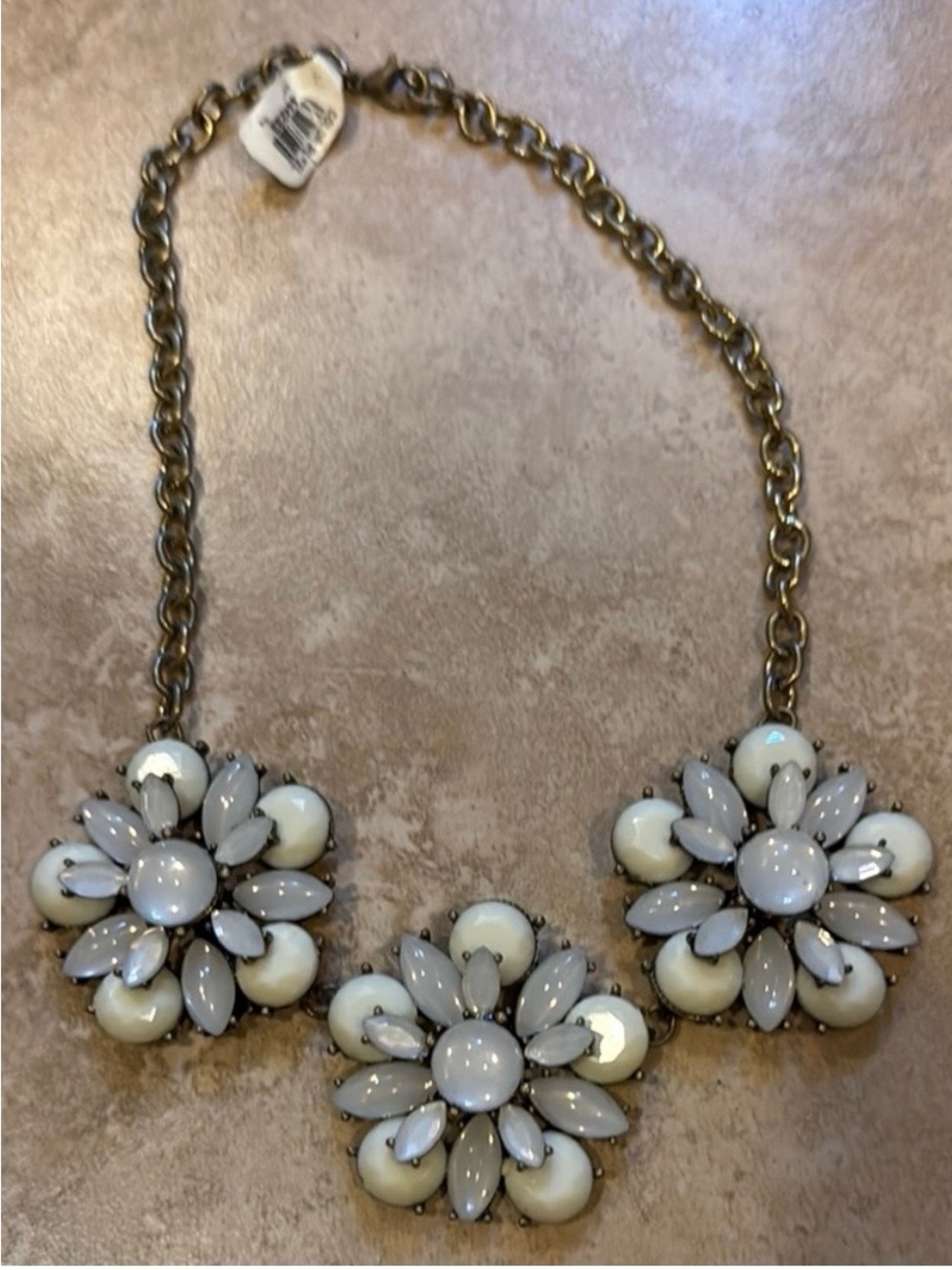 NWT Vintage Style Ivory Gray Blue Floral Statement Bib Necklace Chunky